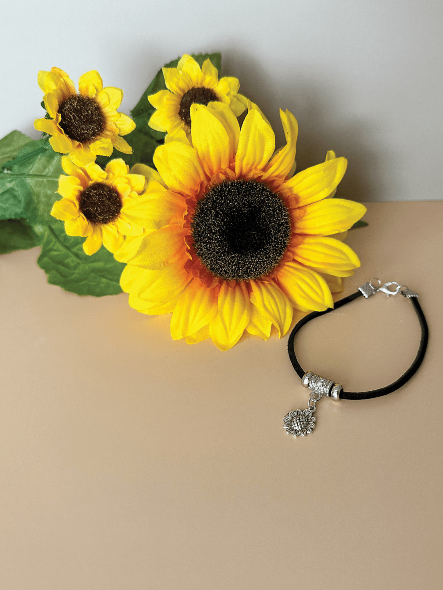 Sunflower Bracelet - H.S. Designs Global